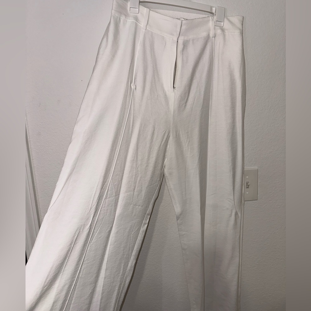 Cute white trousers